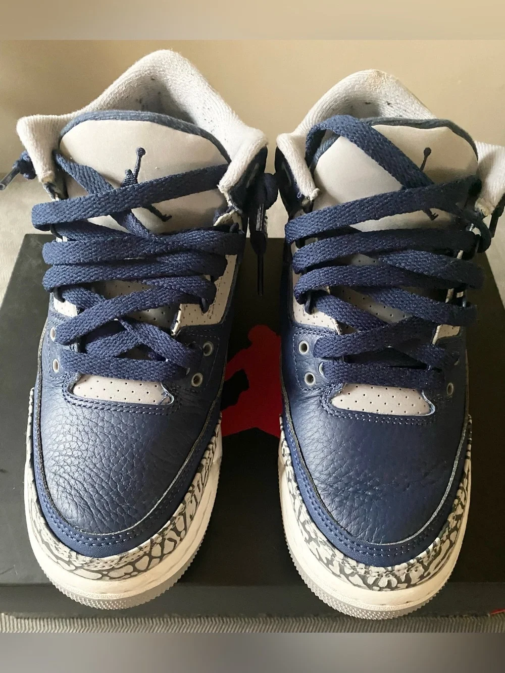Jordan Retro 3 Men’s Sneakers - Navy/Light Gray